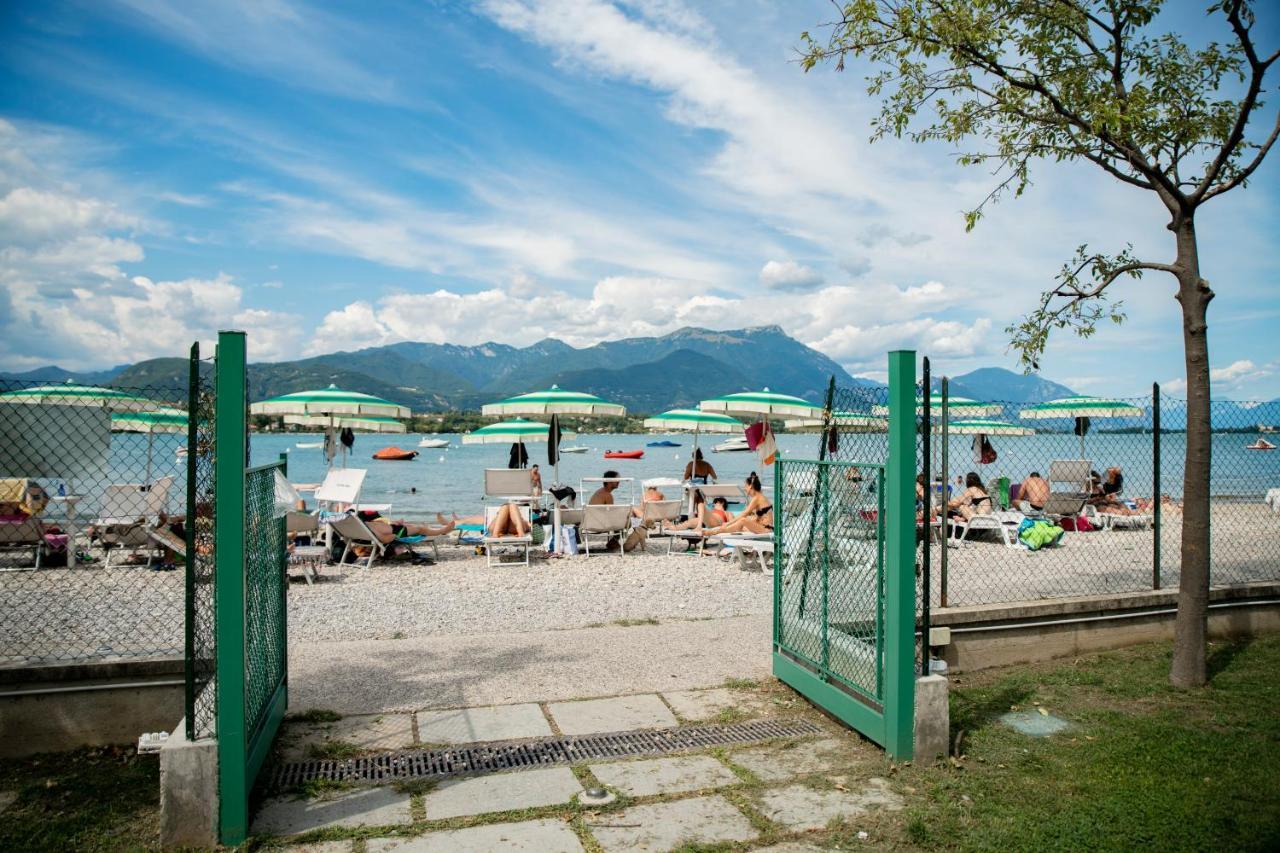 Albatross Mobile Homes On Camping Baia Verde มาแนร์บา เดล การ์ดา ภายนอก รูปภาพ