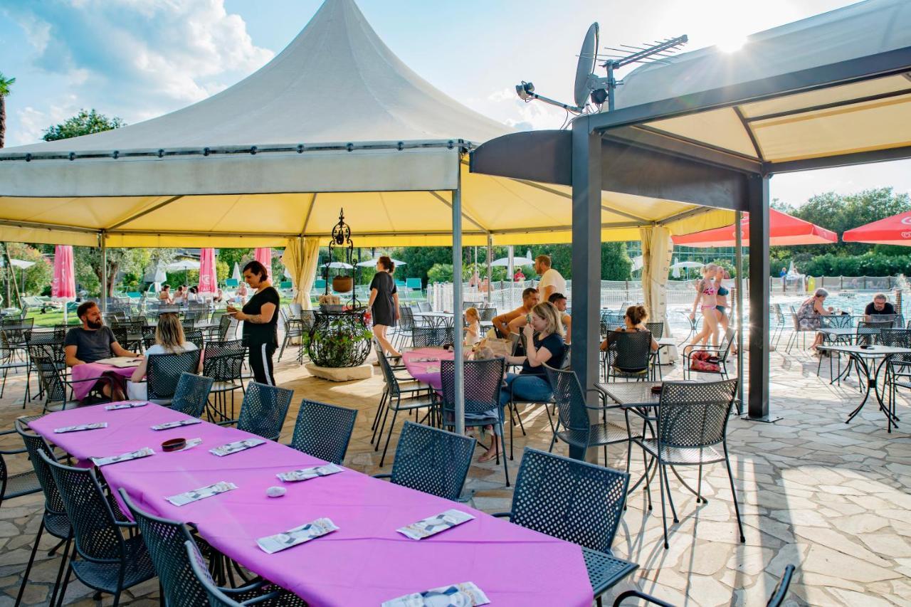 Albatross Mobile Homes On Camping Baia Verde มาแนร์บา เดล การ์ดา ภายนอก รูปภาพ