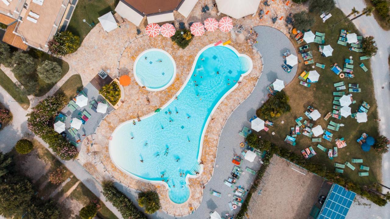 Albatross Mobile Homes On Camping Baia Verde มาแนร์บา เดล การ์ดา ภายนอก รูปภาพ